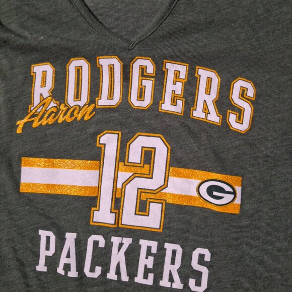 Green Bay Packers Aaron Rodgers #12 Women's V-Neck T-Shirt by Majestic Fan Fashi - Picture 1 of 4